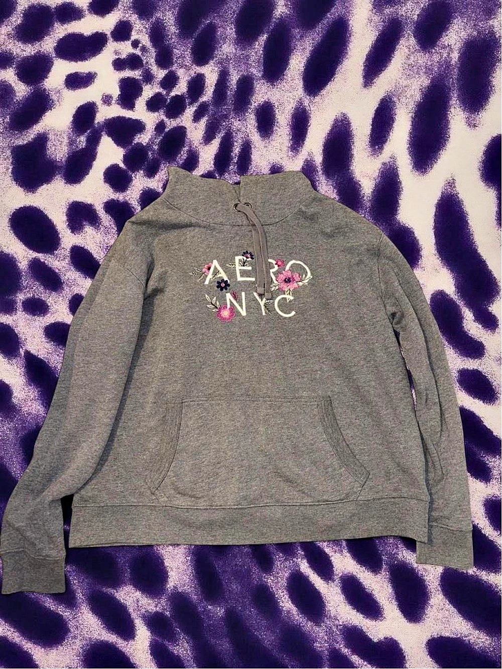 Aeropostale Aero NYC Floral Embroidered Hoodie Gray & Pink XL